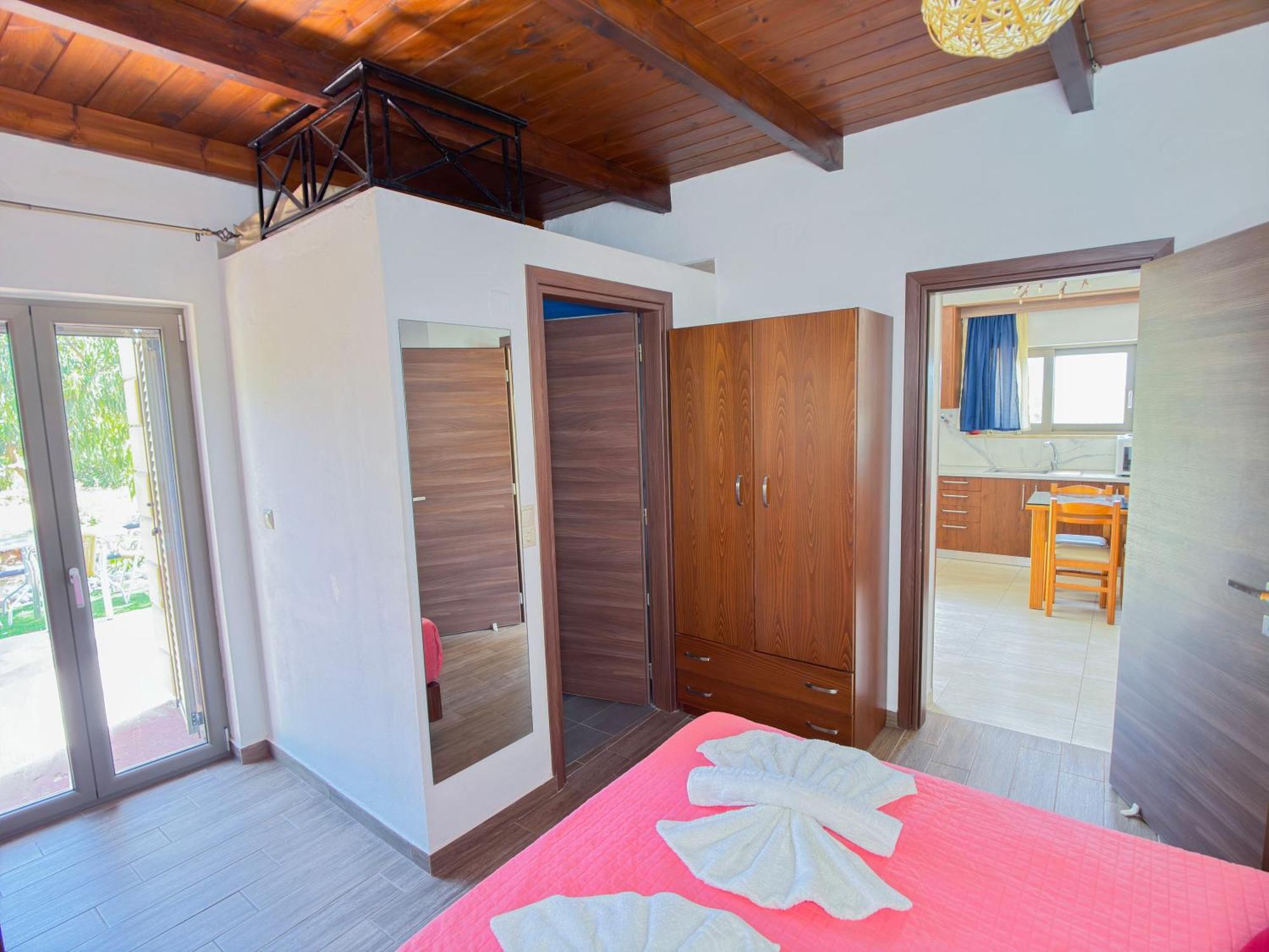 Beautiful Life Rooms With Sea View - Next To Elafonisi Beach エクステリア 写真